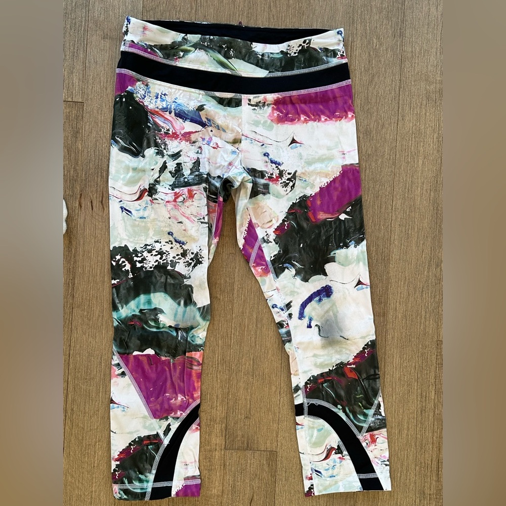 Lululemon Purple and Black Artistic Leggings